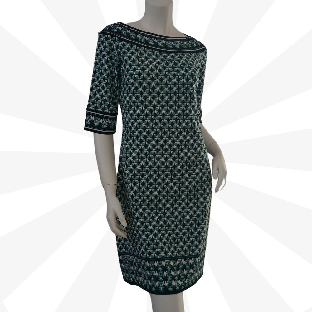 Max Studio Green Shift Dress Size S 3/4 Sleeve Boat Neck Knee Length Print